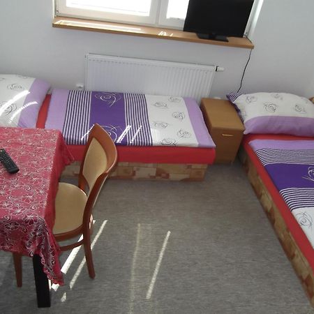 Penzion Apartmany Zlín Chambre photo