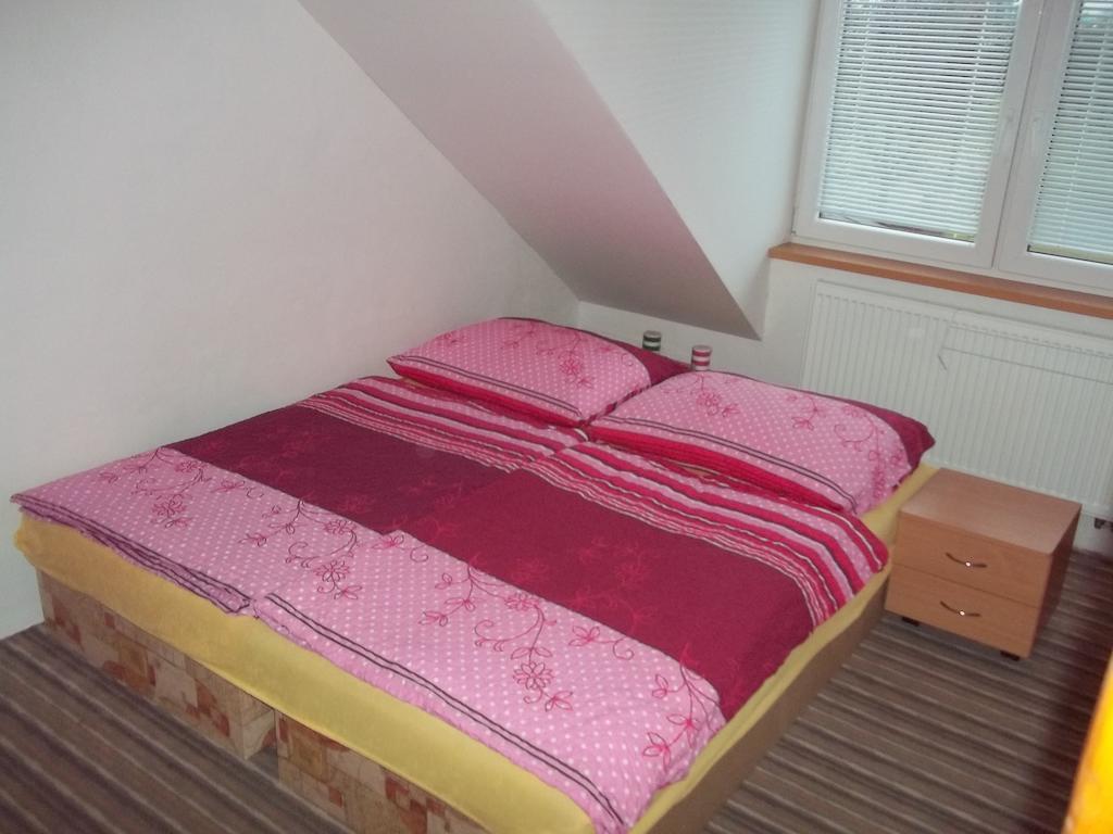 Penzion Apartmany Zlín Chambre photo