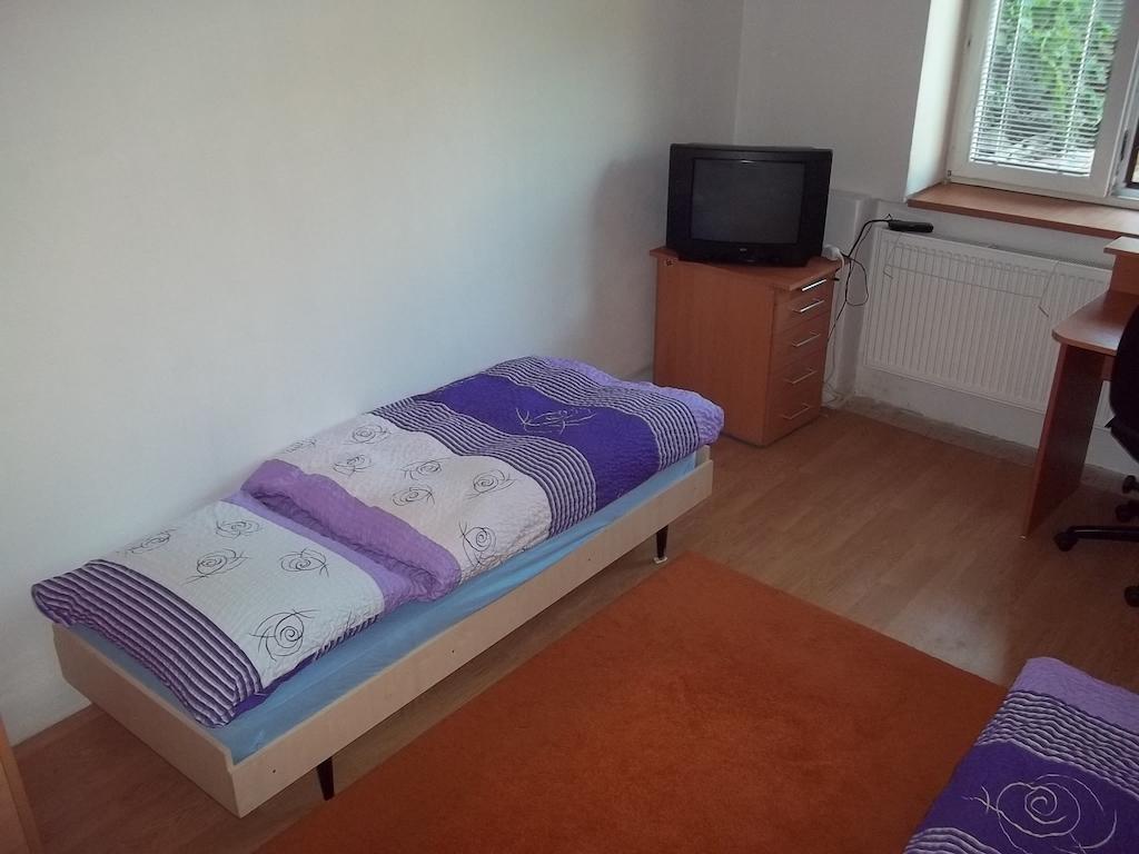 Penzion Apartmany Zlín Chambre photo