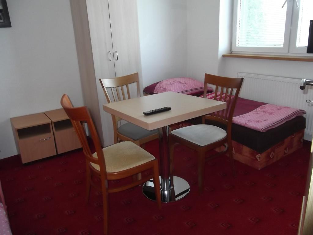 Penzion Apartmany Zlín Chambre photo